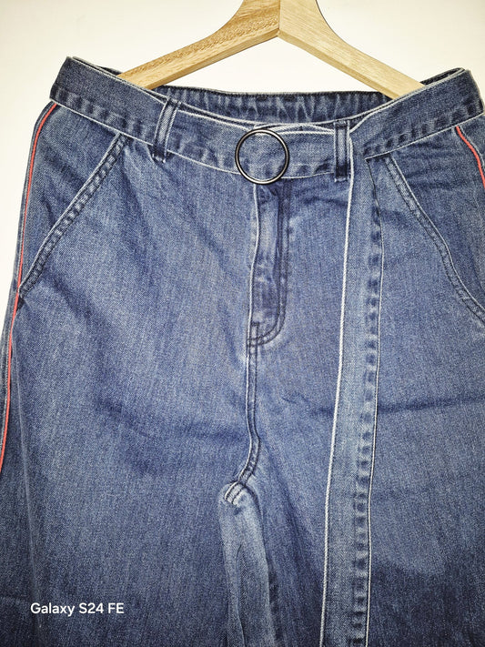 ג'ינס גזרה רחבה  C&A