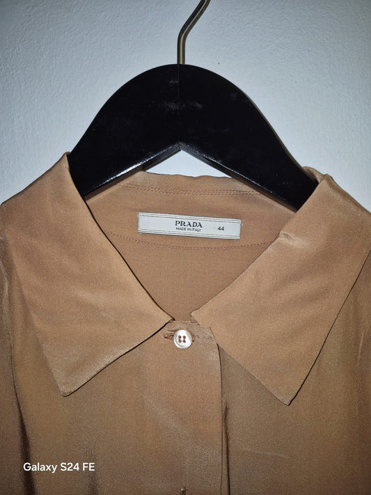 חולצת משי נדירה Prada