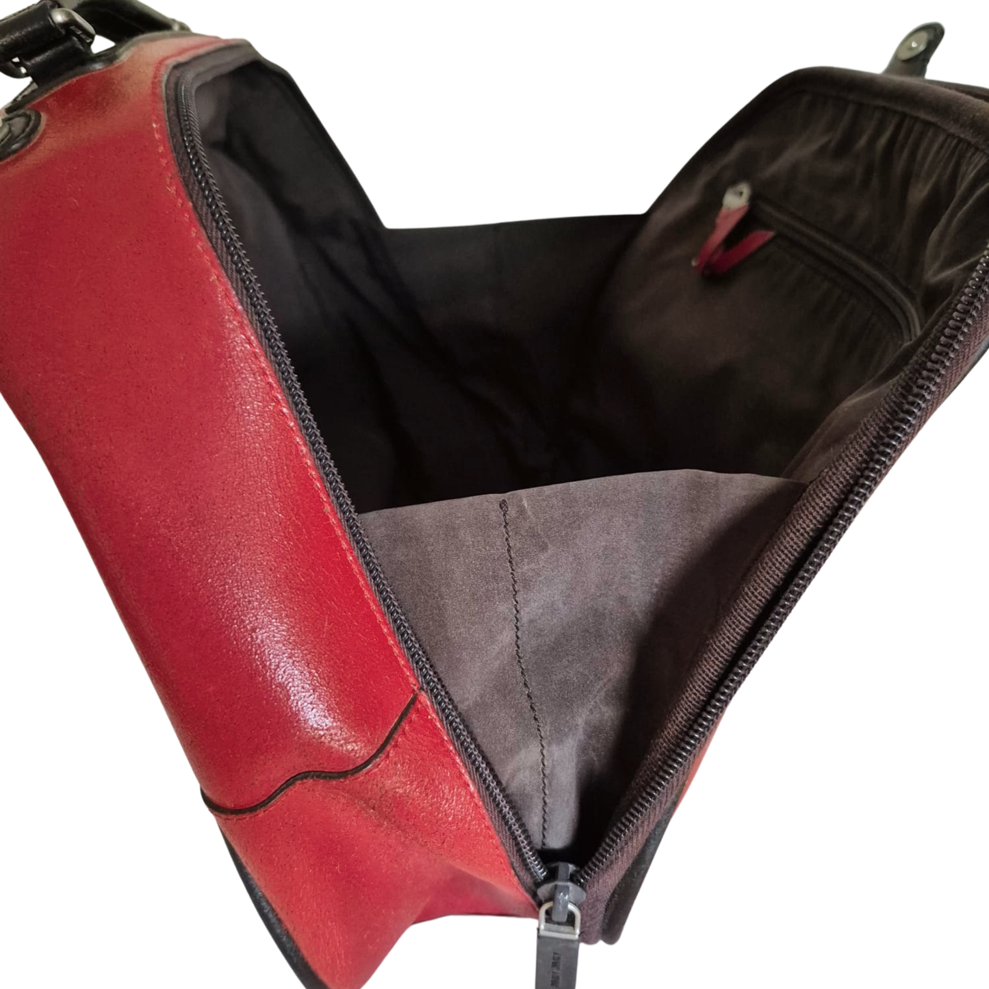 תיק יד מעור אמיתי של MIU MIU  פריט וינטג’ איטלקי נדיר לאספניות אופנה