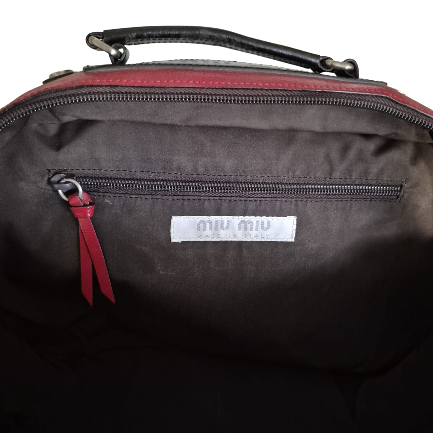 תיק יד מעור אמיתי של MIU MIU  פריט וינטג’ איטלקי נדיר לאספניות אופנה